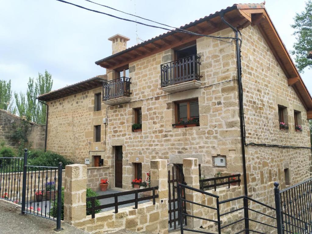 La Casa De Las Tinas Sajazarra Exterior photo